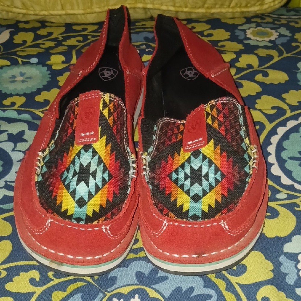 Ariat Cruisers